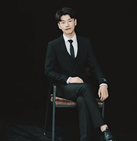 杨李炜